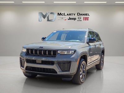 2027 Jeep Grand Cherokee GRAND CHEROKEE LAREDO ALTITUDE 4X4