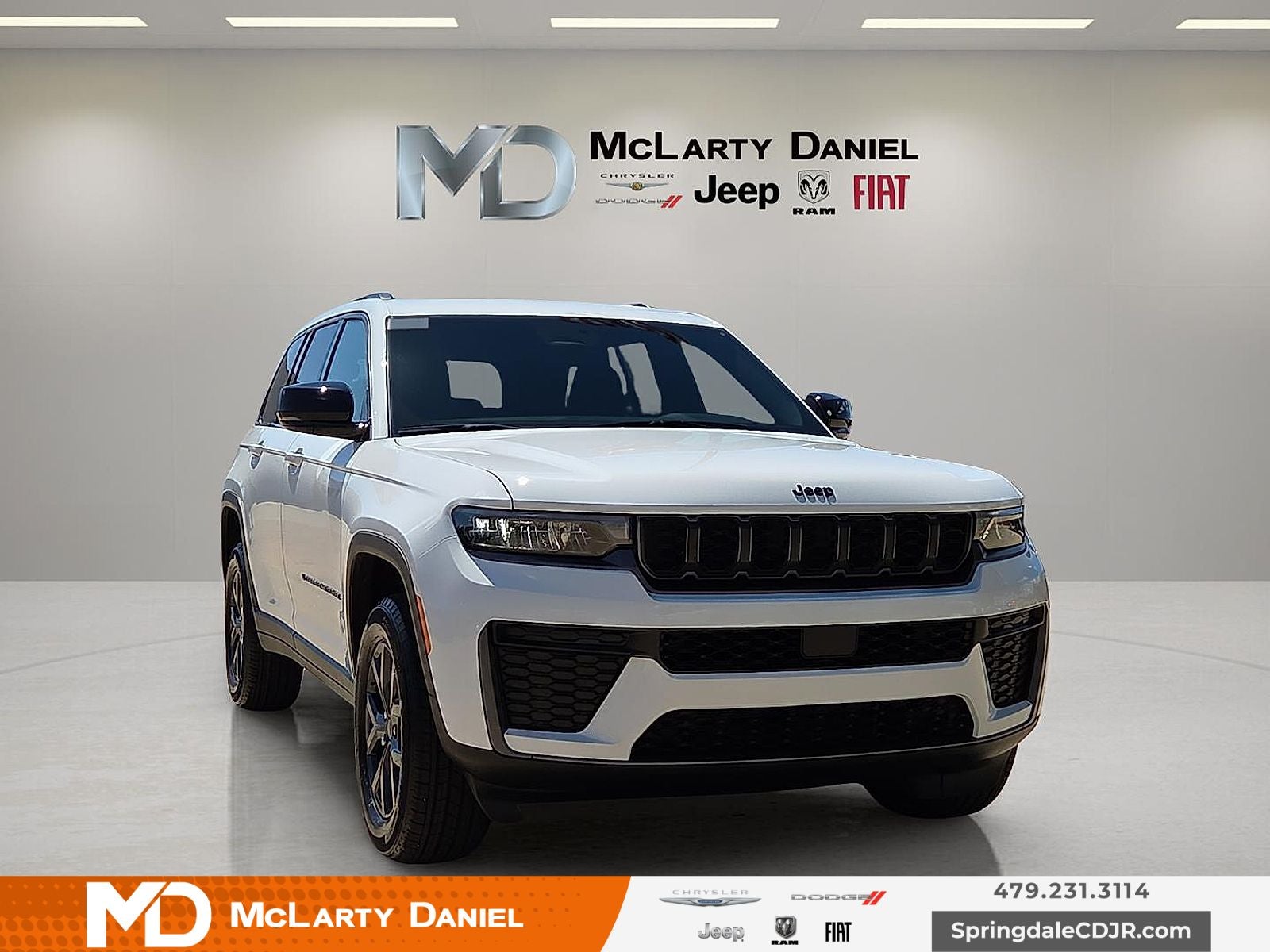 2027 Jeep Grand Cherokee GRAND CHEROKEE LAREDO ALTITUDE 4X4