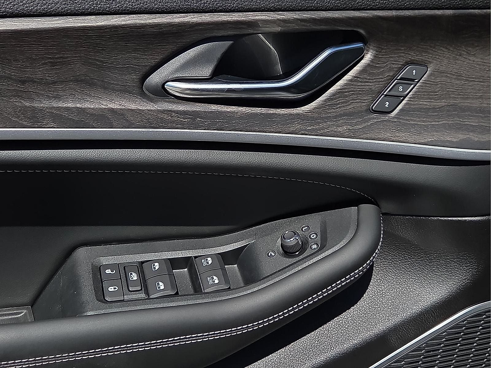 2027 Jeep Grand Cherokee Limited Reserve