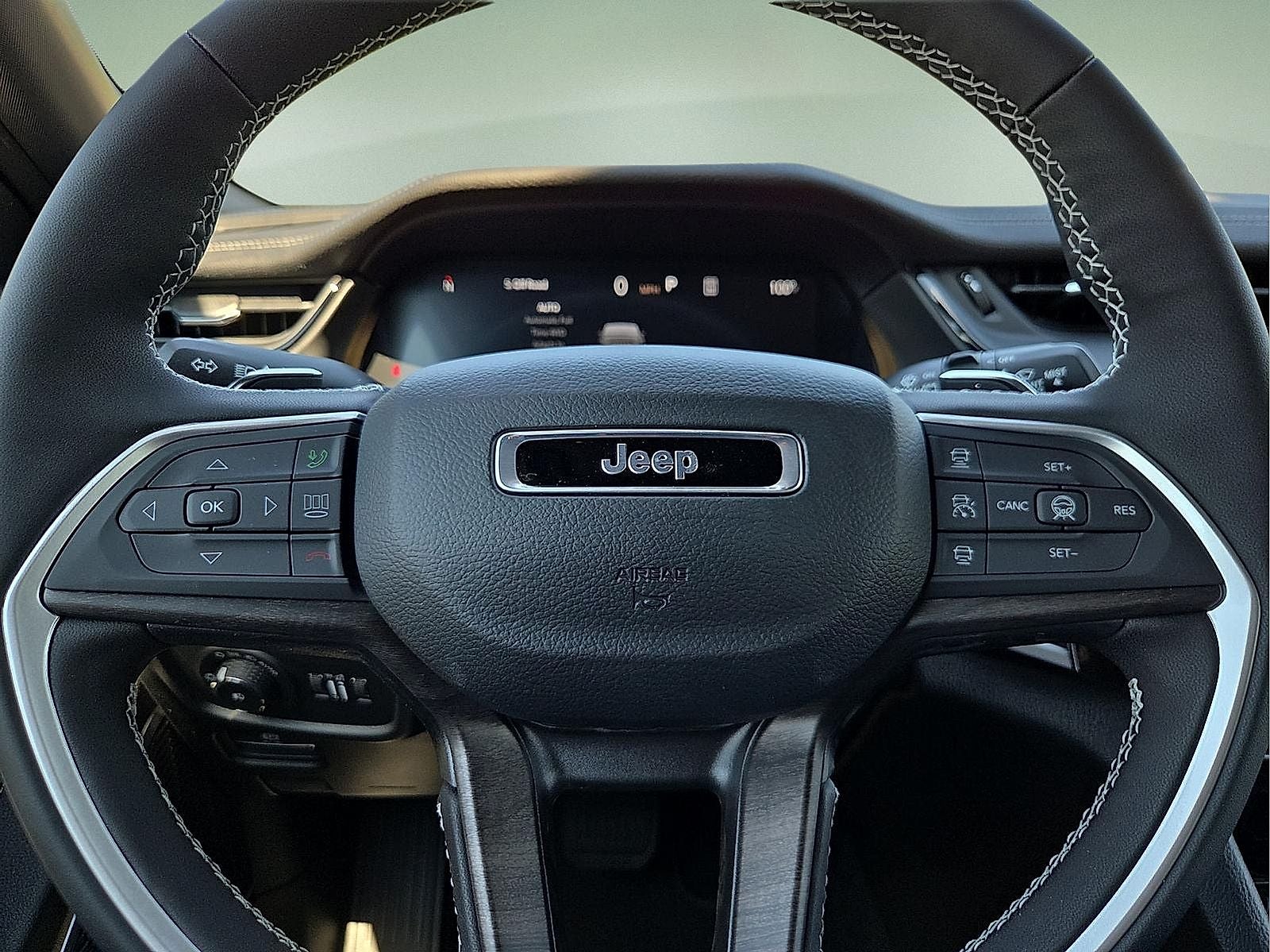 2027 Jeep Grand Cherokee Limited Reserve
