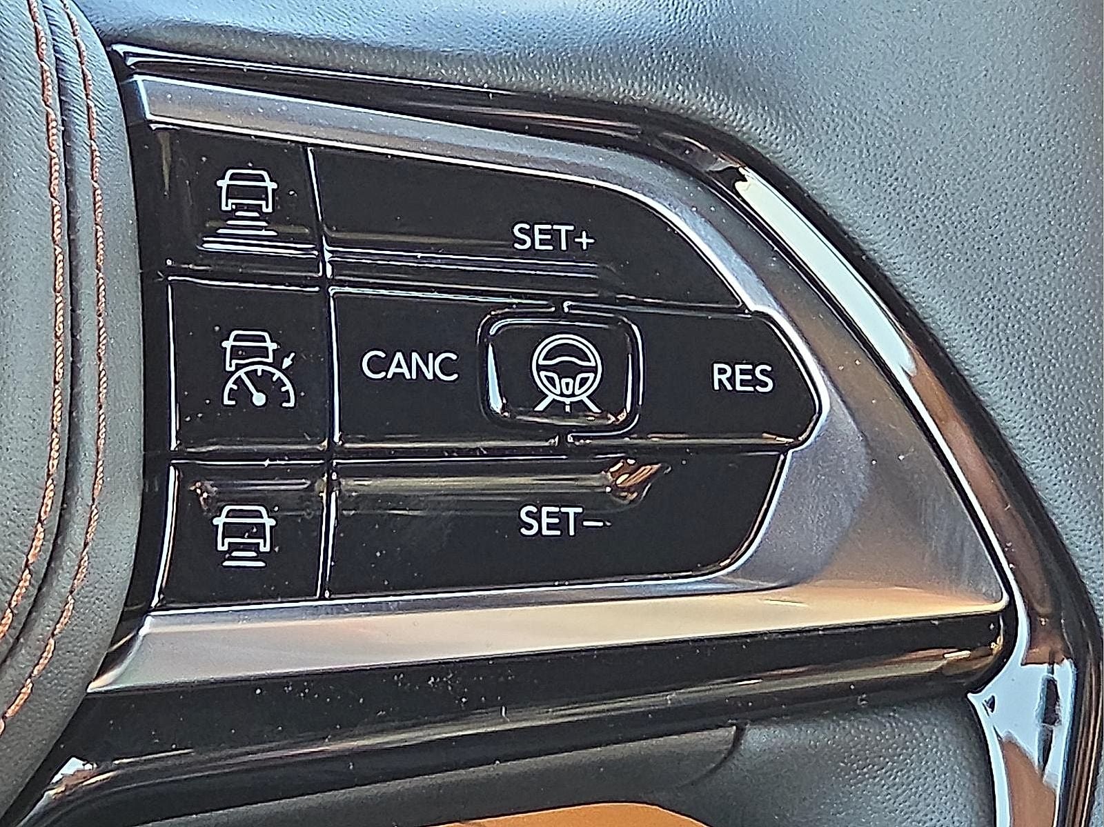 2026 Jeep Grand Cherokee GRAND CHEROKEE SUMMIT 4X4