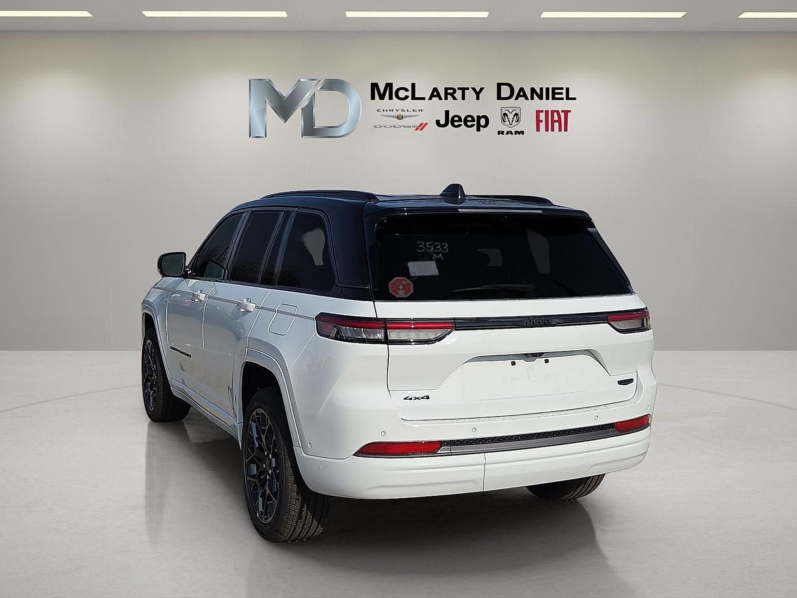 2026 Jeep Grand Cherokee GRAND CHEROKEE SUMMIT 4X4