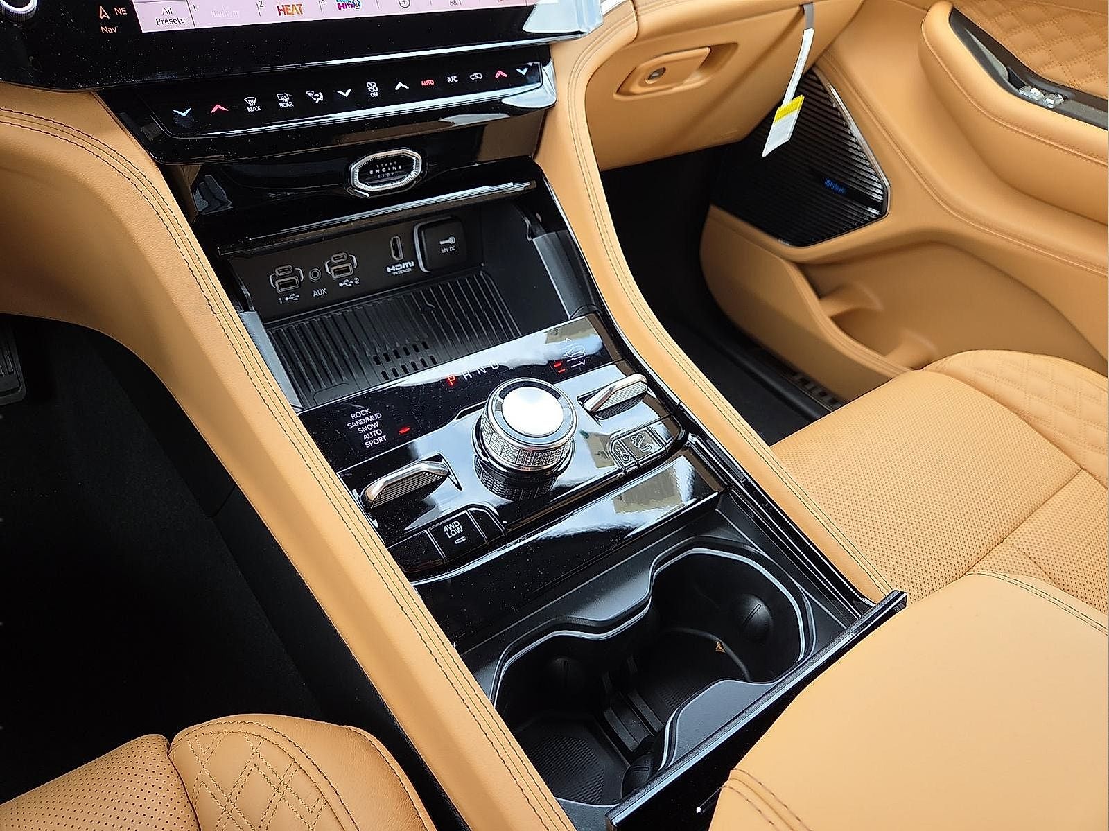 2026 Jeep Grand Cherokee GRAND CHEROKEE SUMMIT 4X4