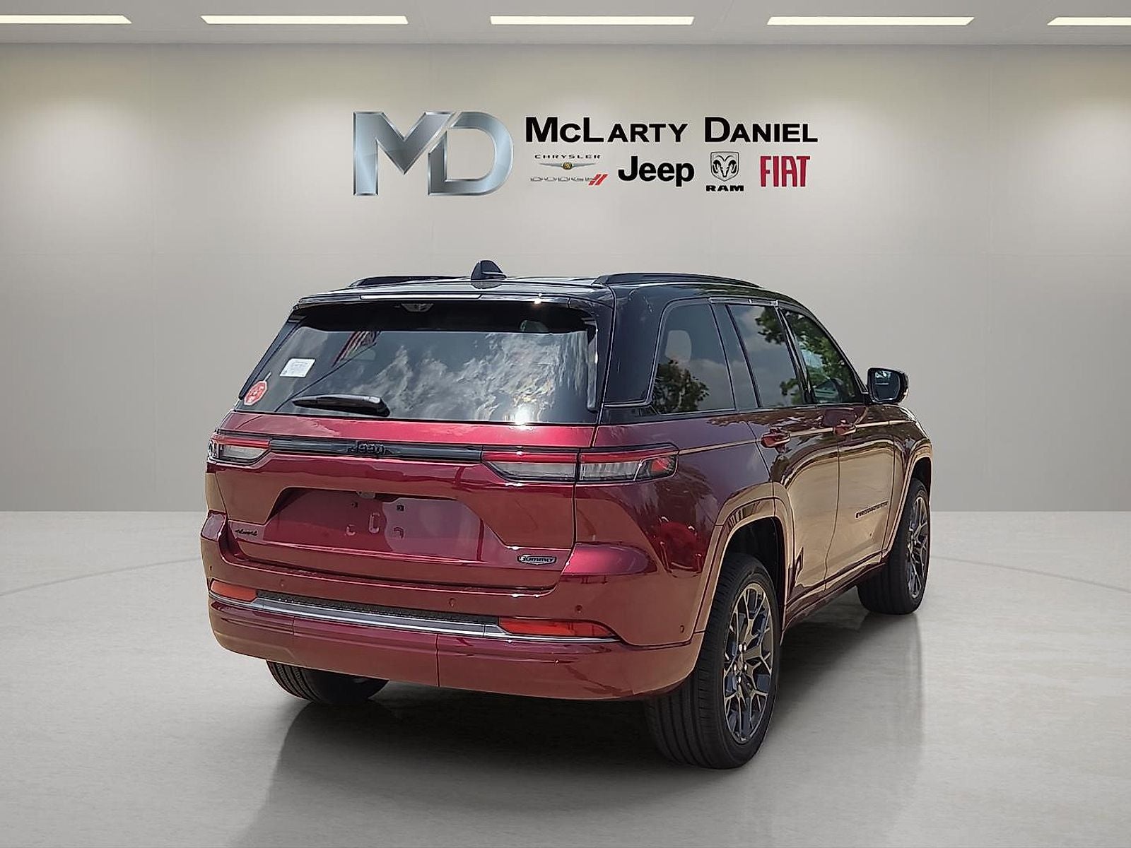 2026 Jeep Grand Cherokee GRAND CHEROKEE SUMMIT 4X4