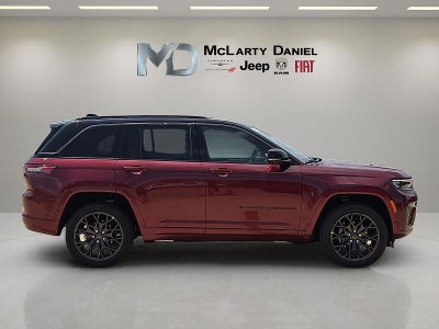 2026 Jeep Grand Cherokee GRAND CHEROKEE SUMMIT 4X4