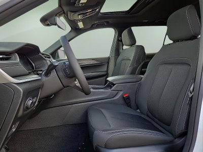 2025 Jeep Grand Cherokee GRAND CHEROKEE L LAREDO X 4X4