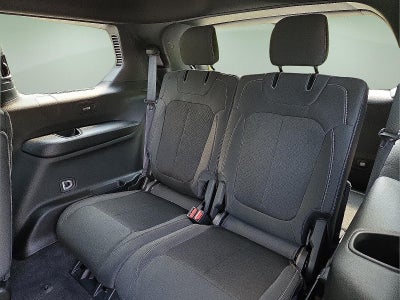 2025 Jeep Grand Cherokee GRAND CHEROKEE L LAREDO X 4X4