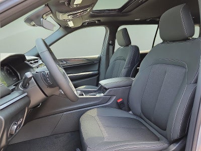 2025 Jeep Grand Cherokee GRAND CHEROKEE L LAREDO X 4X4