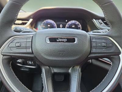 2025 Jeep Grand Cherokee GRAND CHEROKEE L LAREDO X 4X4