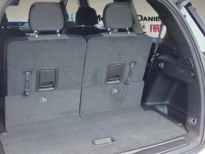 2025 Jeep Grand Cherokee GRAND CHEROKEE L LAREDO X 4X4