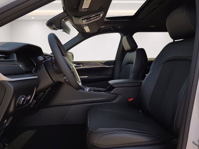 2027 Jeep Grand Cherokee L Laredo Altitude