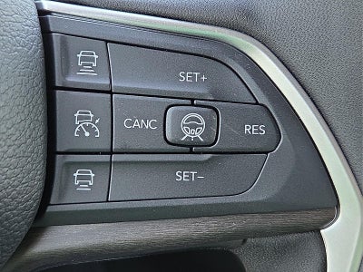 2026 Jeep Grand Cherokee GRAND CHEROKEE L LAREDO ALTITUDE 4X4
