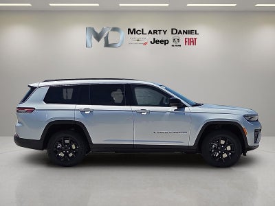 2026 Jeep Grand Cherokee GRAND CHEROKEE L LAREDO ALTITUDE 4X4