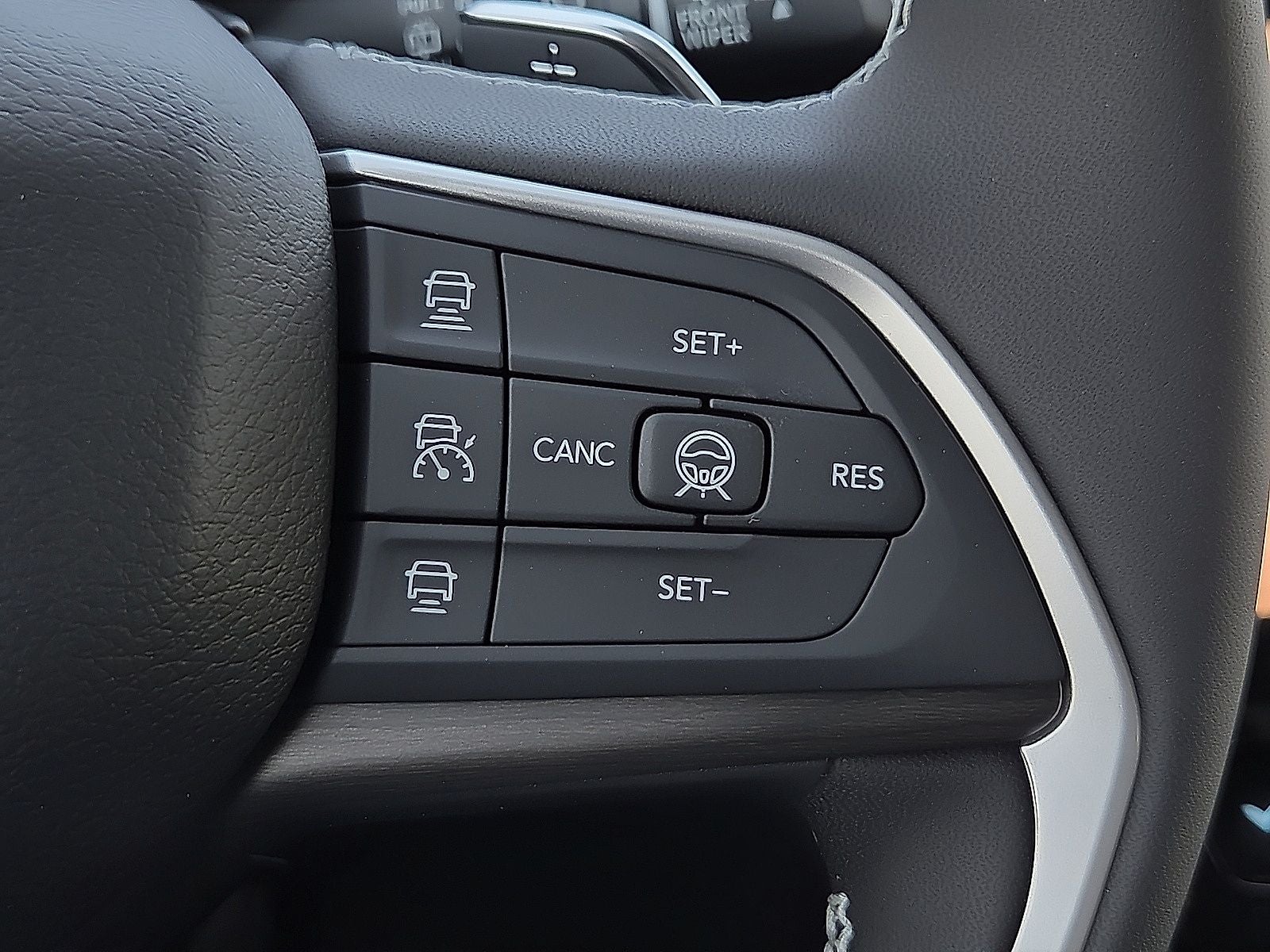 2027 Jeep Grand Cherokee L GRAND CHEROKEE L LAREDO ALTITUDE 4X4