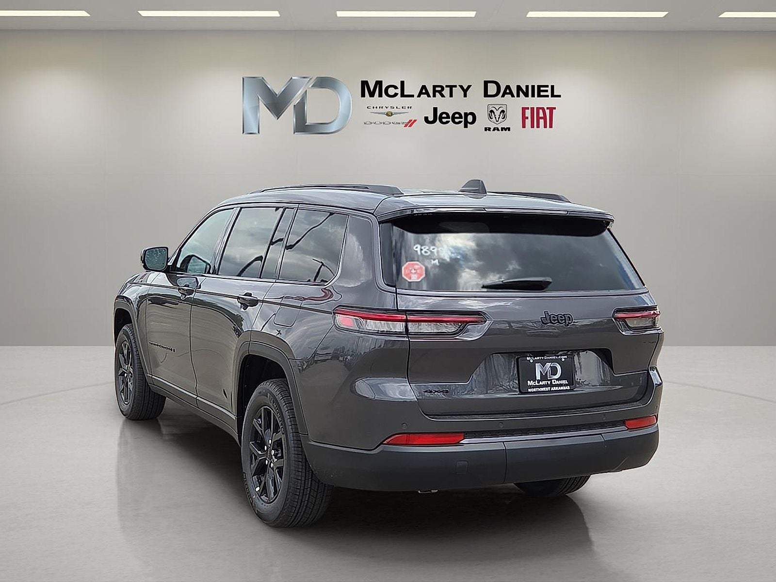 2026 Jeep Grand Cherokee GRAND CHEROKEE L LAREDO ALTITUDE 4X4