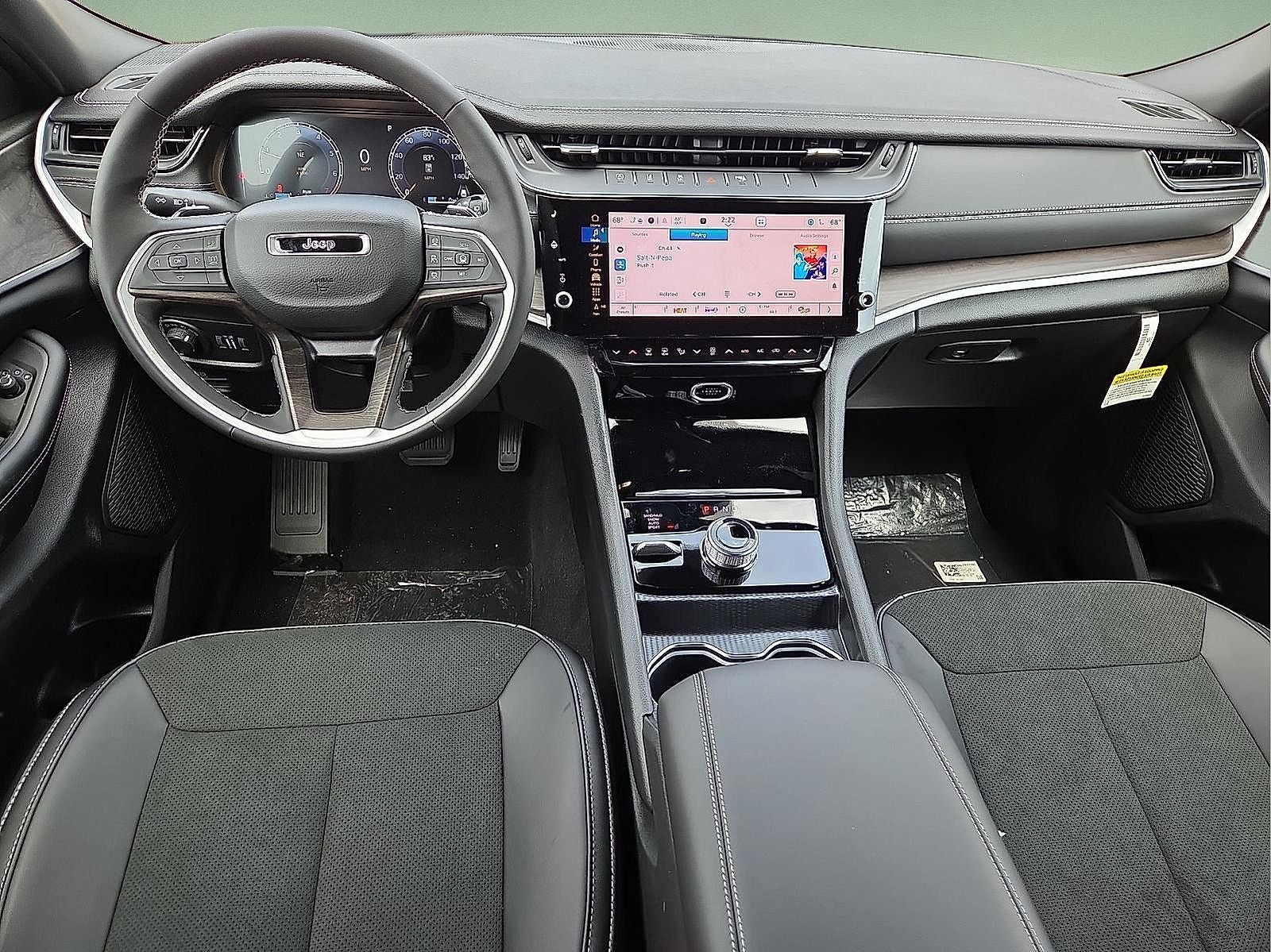 2026 Jeep Grand Cherokee GRAND CHEROKEE L LAREDO ALTITUDE 4X4