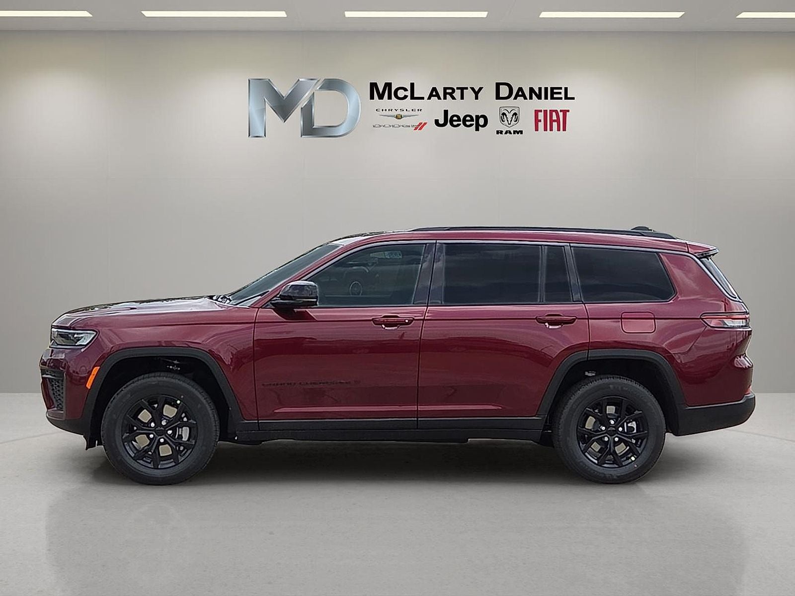 2026 Jeep Grand Cherokee GRAND CHEROKEE L LAREDO ALTITUDE 4X4