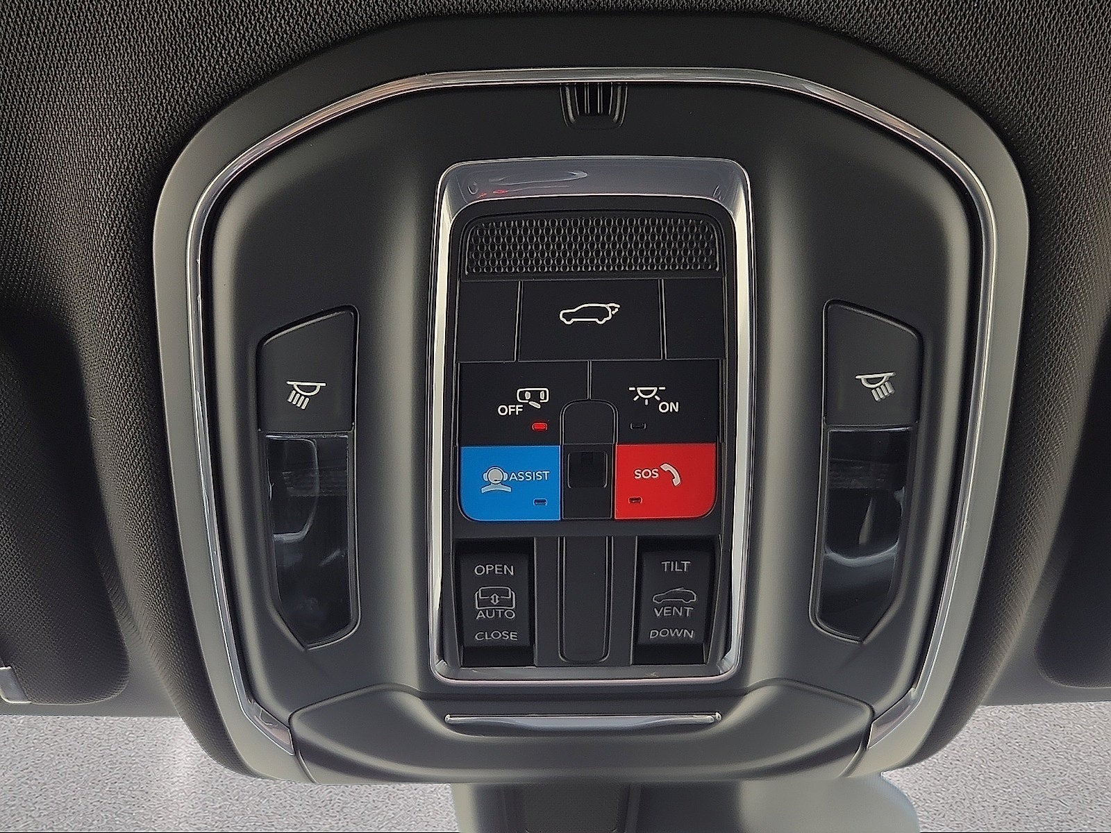2027 Jeep Grand Cherokee L GRAND CHEROKEE L LAREDO ALTITUDE 4X4
