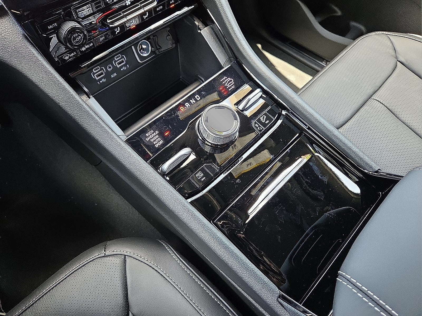 2025 Jeep Grand Cherokee GRAND CHEROKEE L OVERLAND 4X4