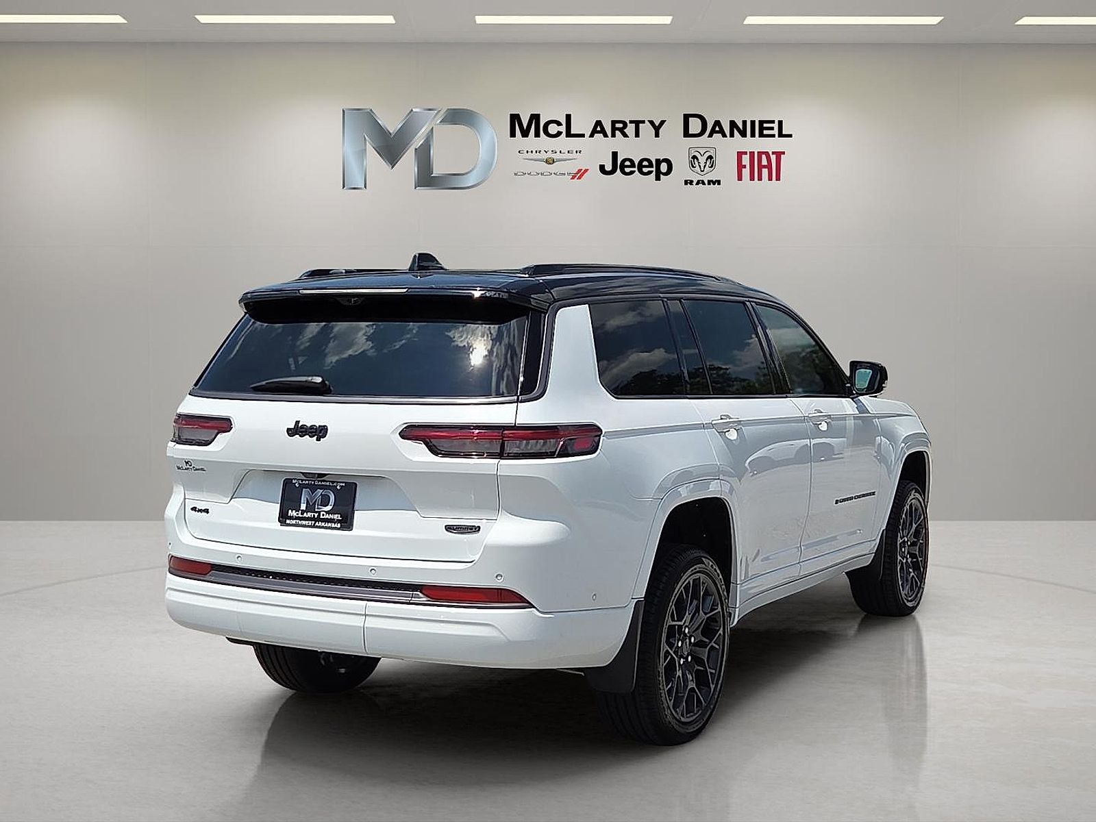 2026 Jeep Grand Cherokee GRAND CHEROKEE L SUMMIT 4X4