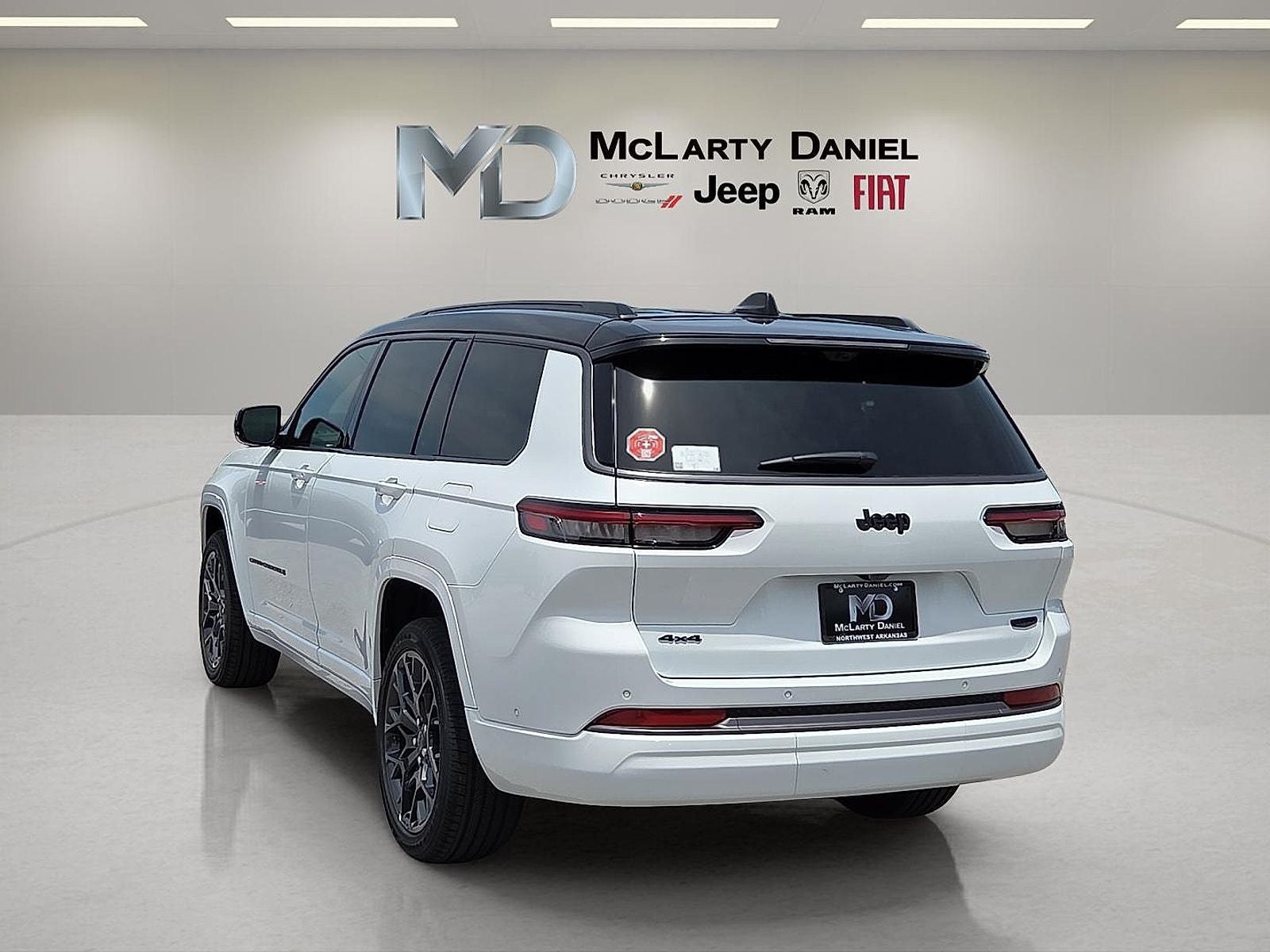 2026 Jeep Grand Cherokee GRAND CHEROKEE L SUMMIT 4X4