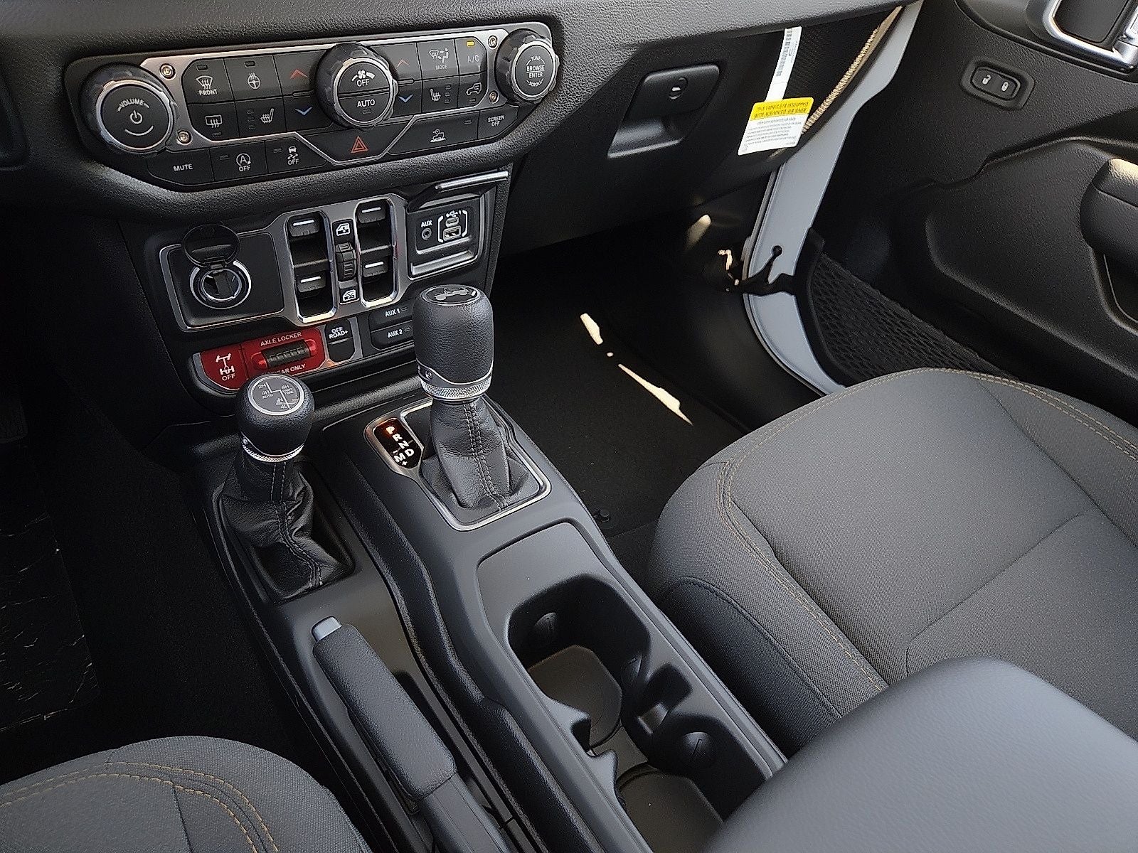 2027 Jeep Wrangler WRANGLER 4-DOOR WILLYS