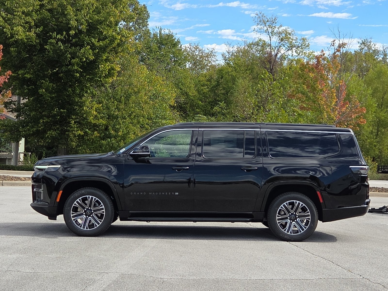 2027 Jeep Grand Wagoneer L GRAND WAGONEER LONG WHEELBASE 4X4