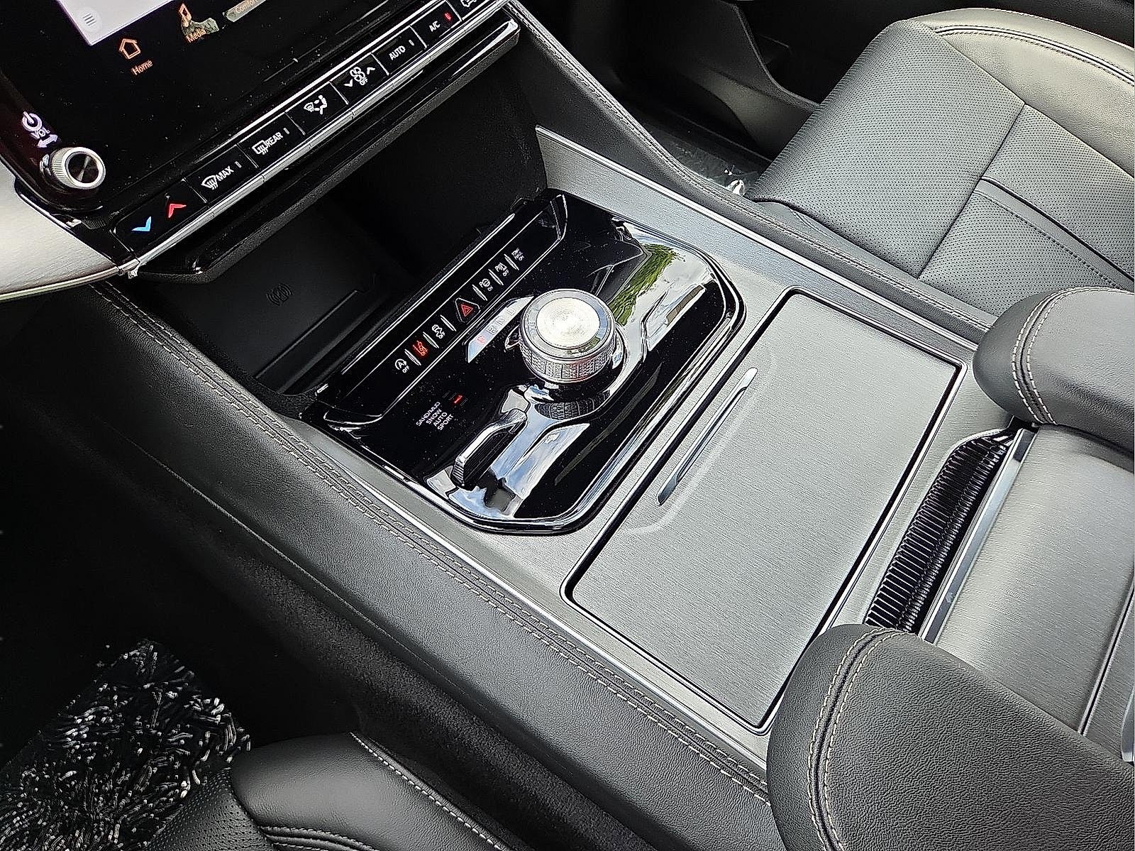 2025 Jeep Wagoneer WAGONEER L 4X4