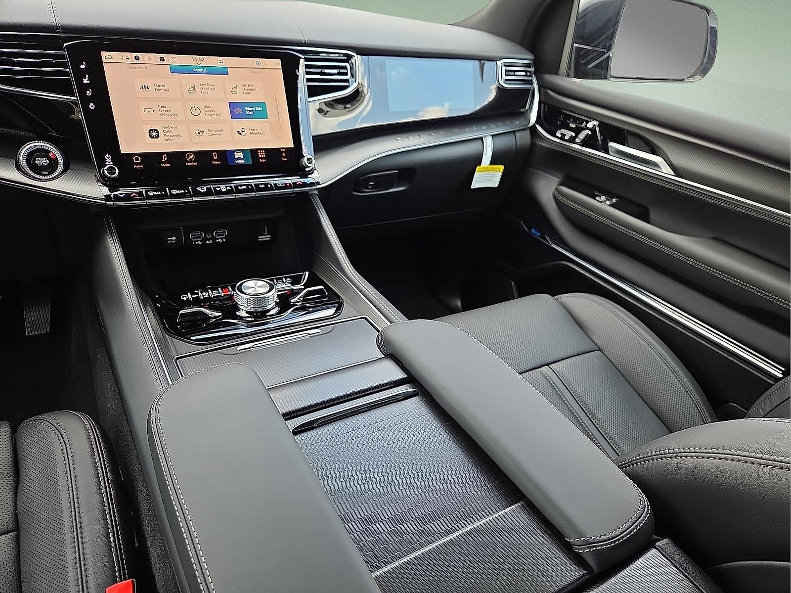 2026 Jeep Grand Wagoneer GRAND WAGONEER SUMMIT OBSIDIAN 4X4