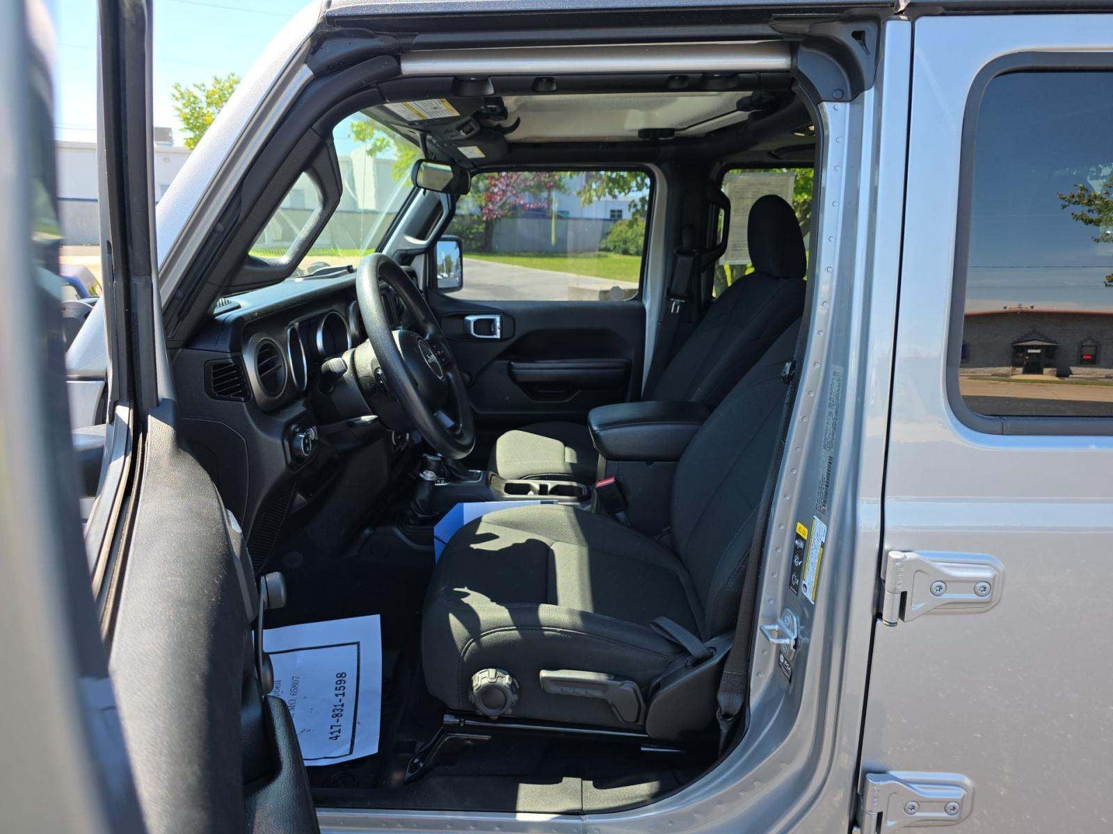 2021 Jeep Gladiator Sport