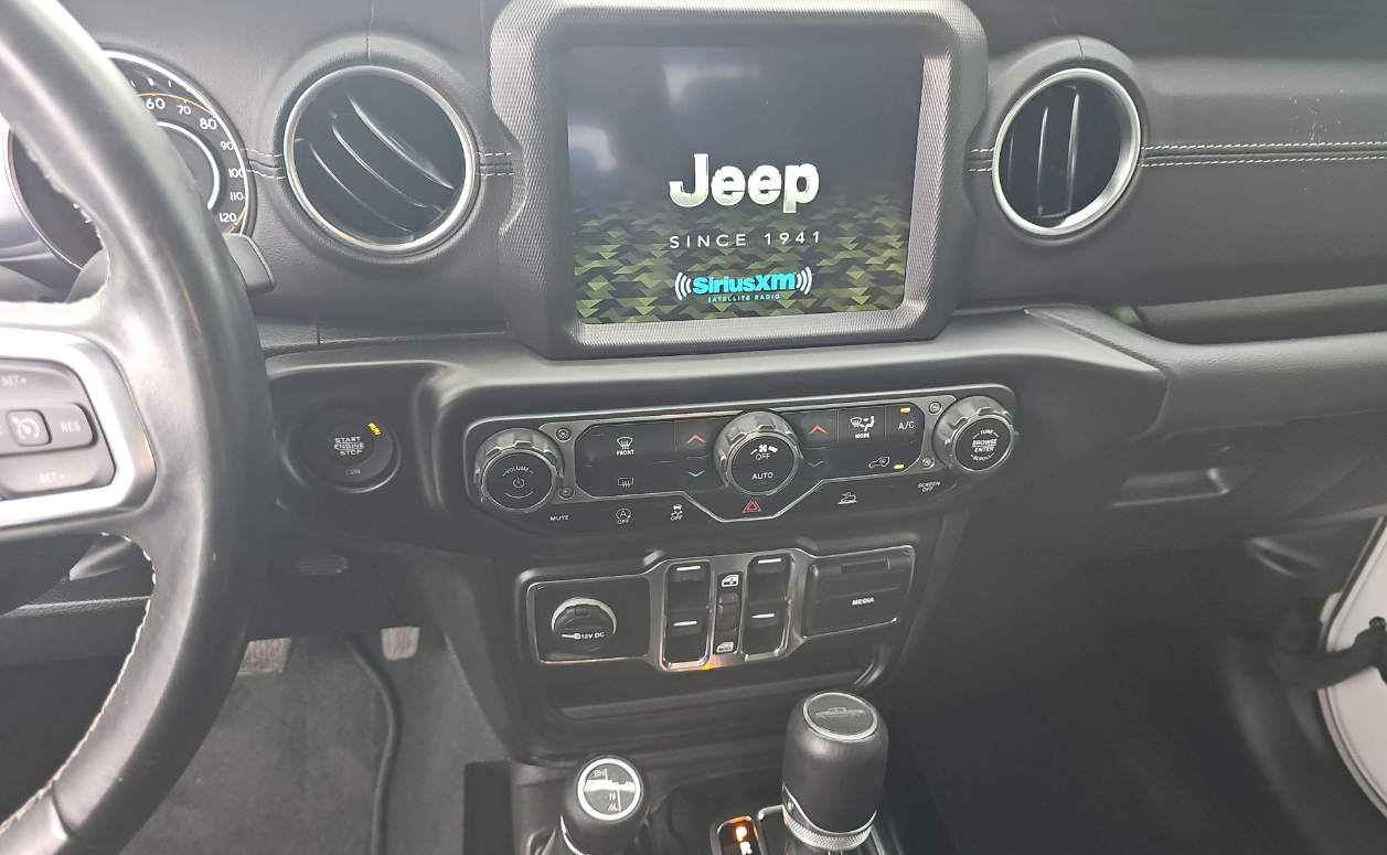 2022 Jeep Gladiator Overland 4x4