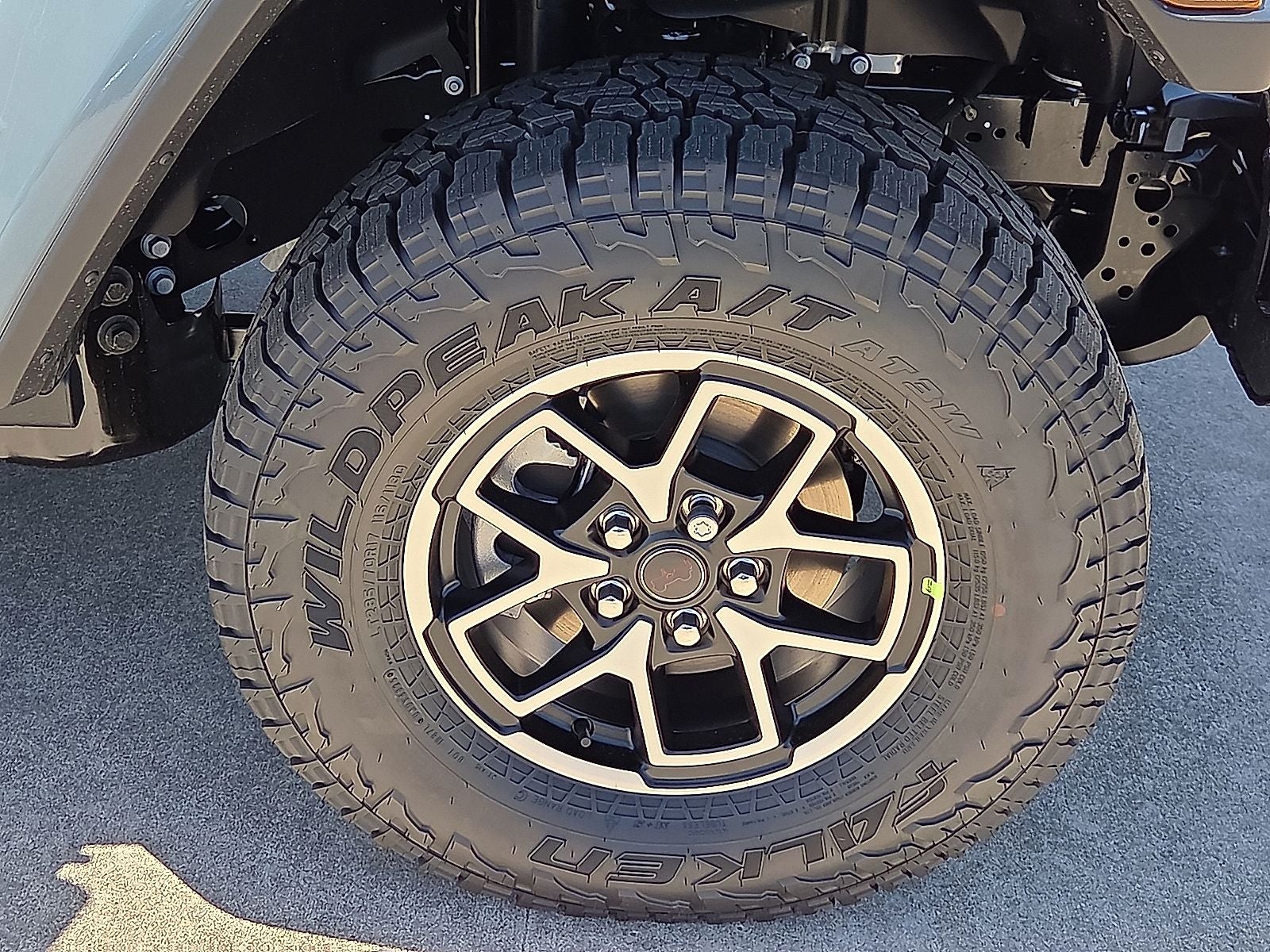 2026 Jeep Gladiator GLADIATOR SHADOW OPS 4X4
