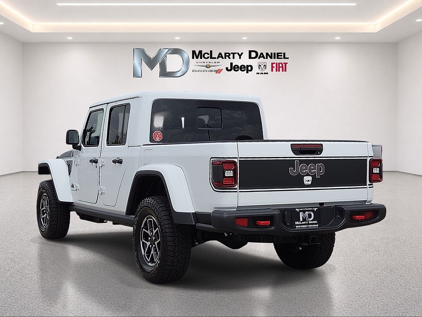 2026 Jeep Gladiator GLADIATOR SHADOW OPS 4X4