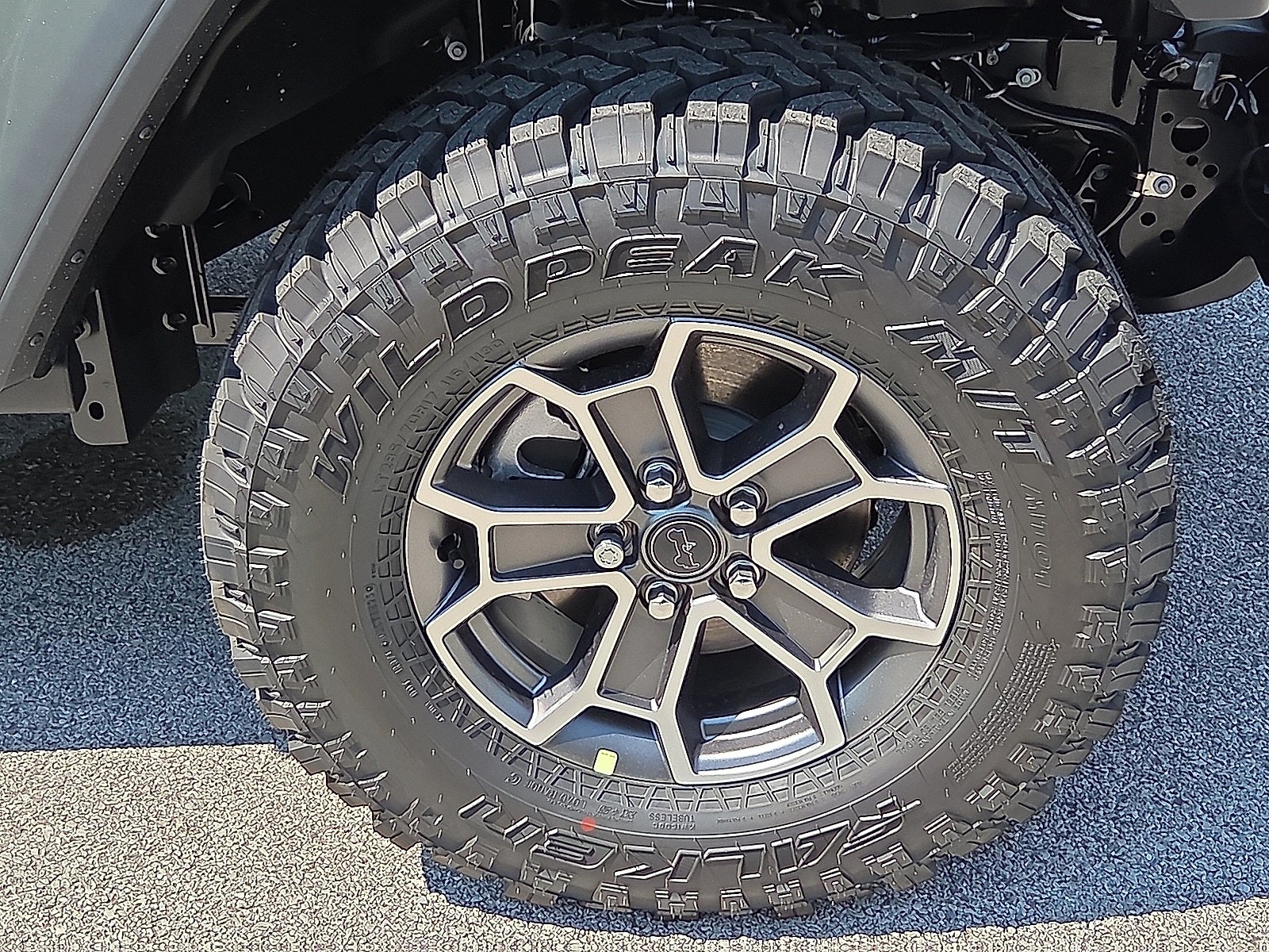 2025 Jeep Gladiator GLADIATOR MOJAVE 4X4