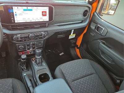 2025 Jeep Gladiator GLADIATOR MOJAVE 4X4