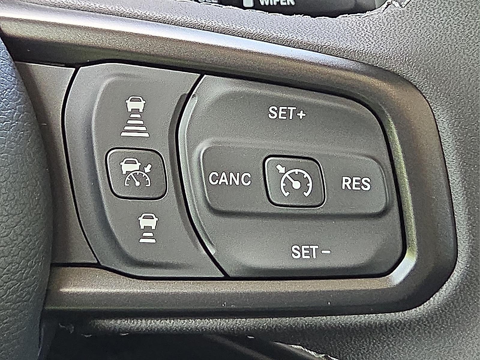 2025 Jeep Gladiator GLADIATOR MOJAVE 4X4