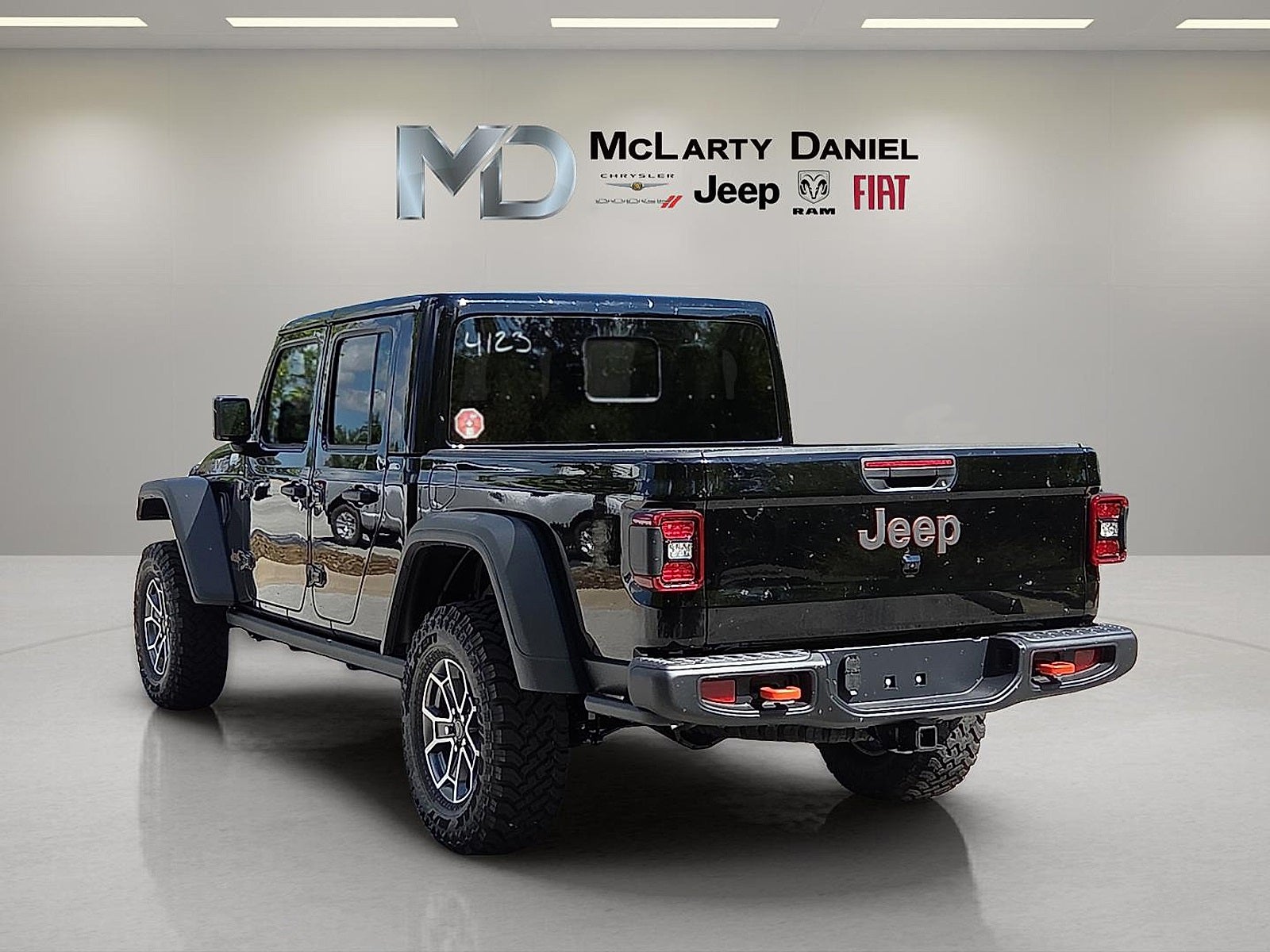 2025 Jeep Gladiator GLADIATOR MOJAVE 4X4