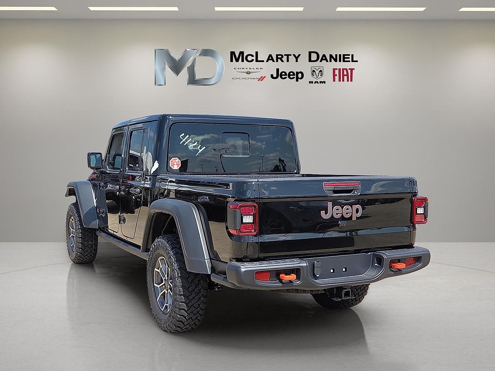 2025 Jeep Gladiator GLADIATOR MOJAVE 4X4