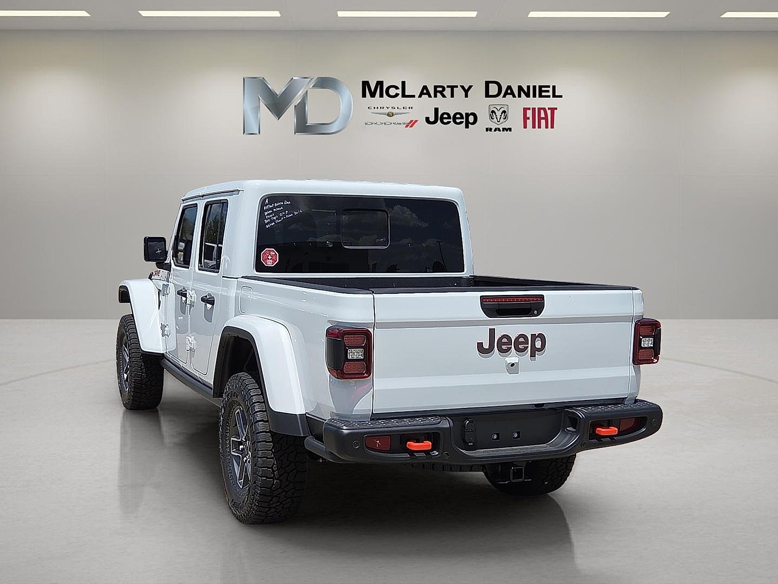 2025 Jeep Gladiator GLADIATOR MOJAVE X 4X4