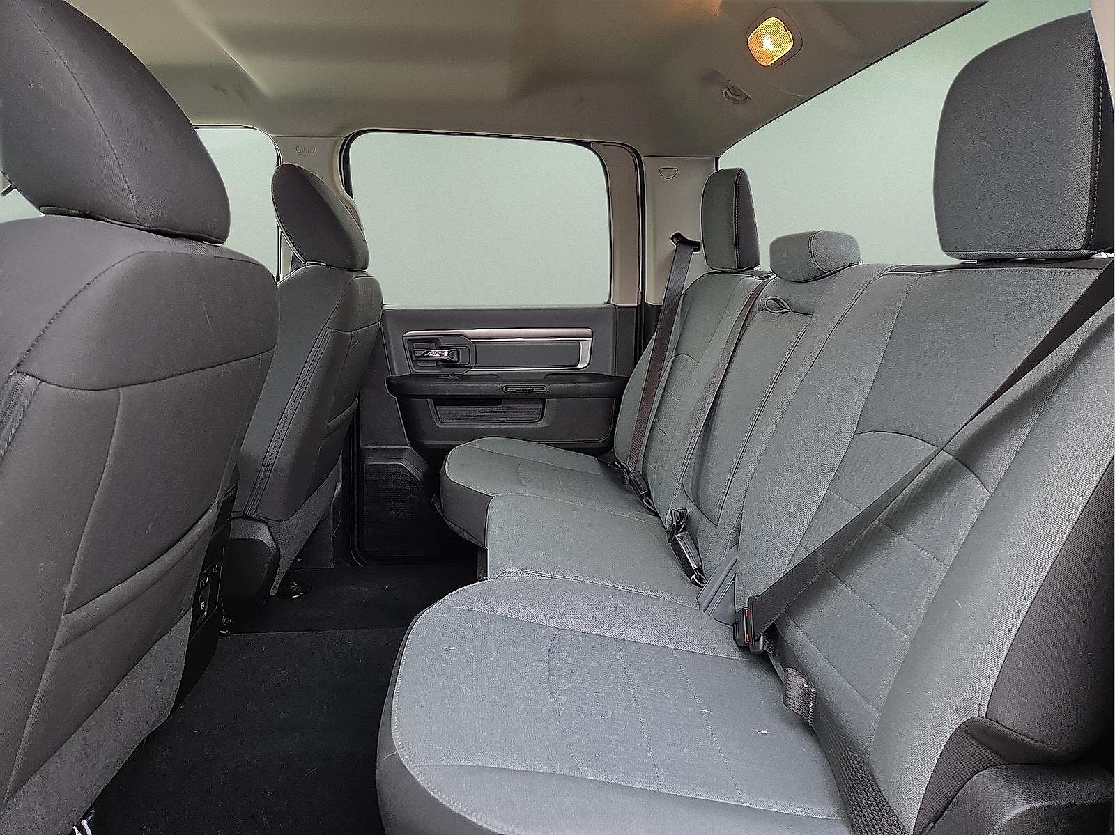 2023 RAM 1500 Classic SLT Crew Cab 4x2 5'7' Box