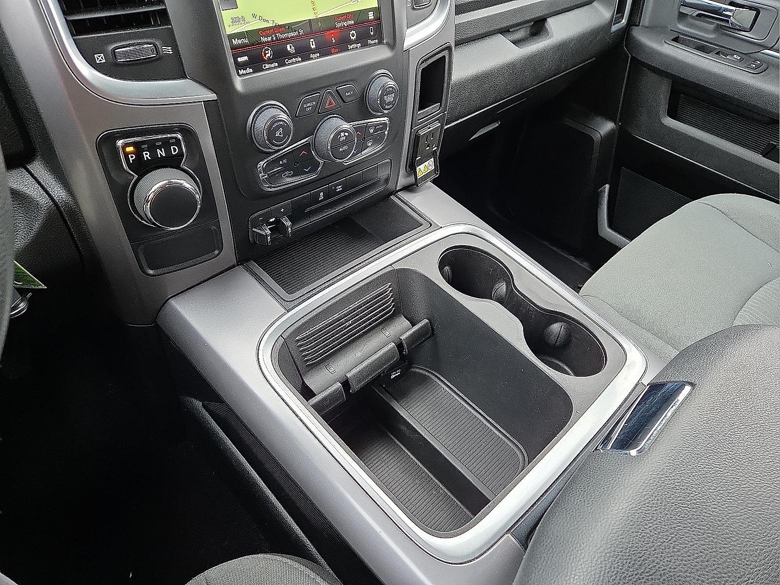 2023 RAM 1500 Classic SLT Crew Cab 4x2 5'7' Box