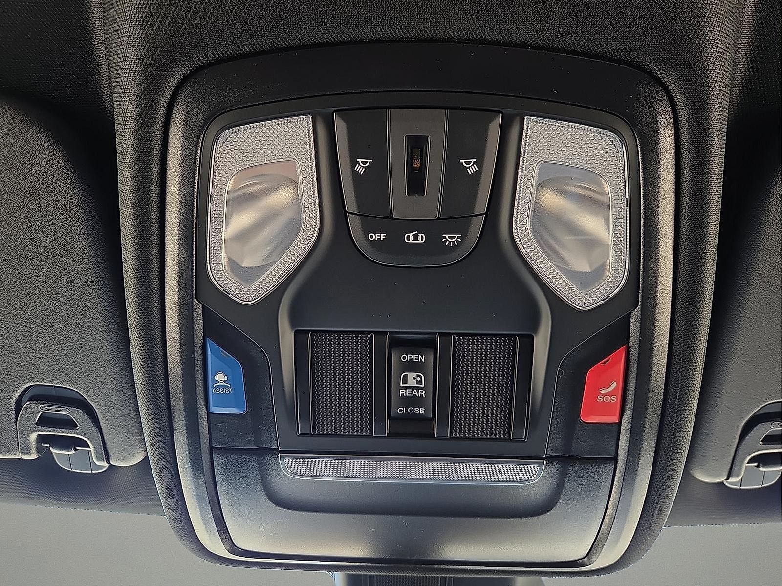 2026 RAM 1500 RAM 1500 WARLOCK CREW CAB 4X4 5'7' BOX