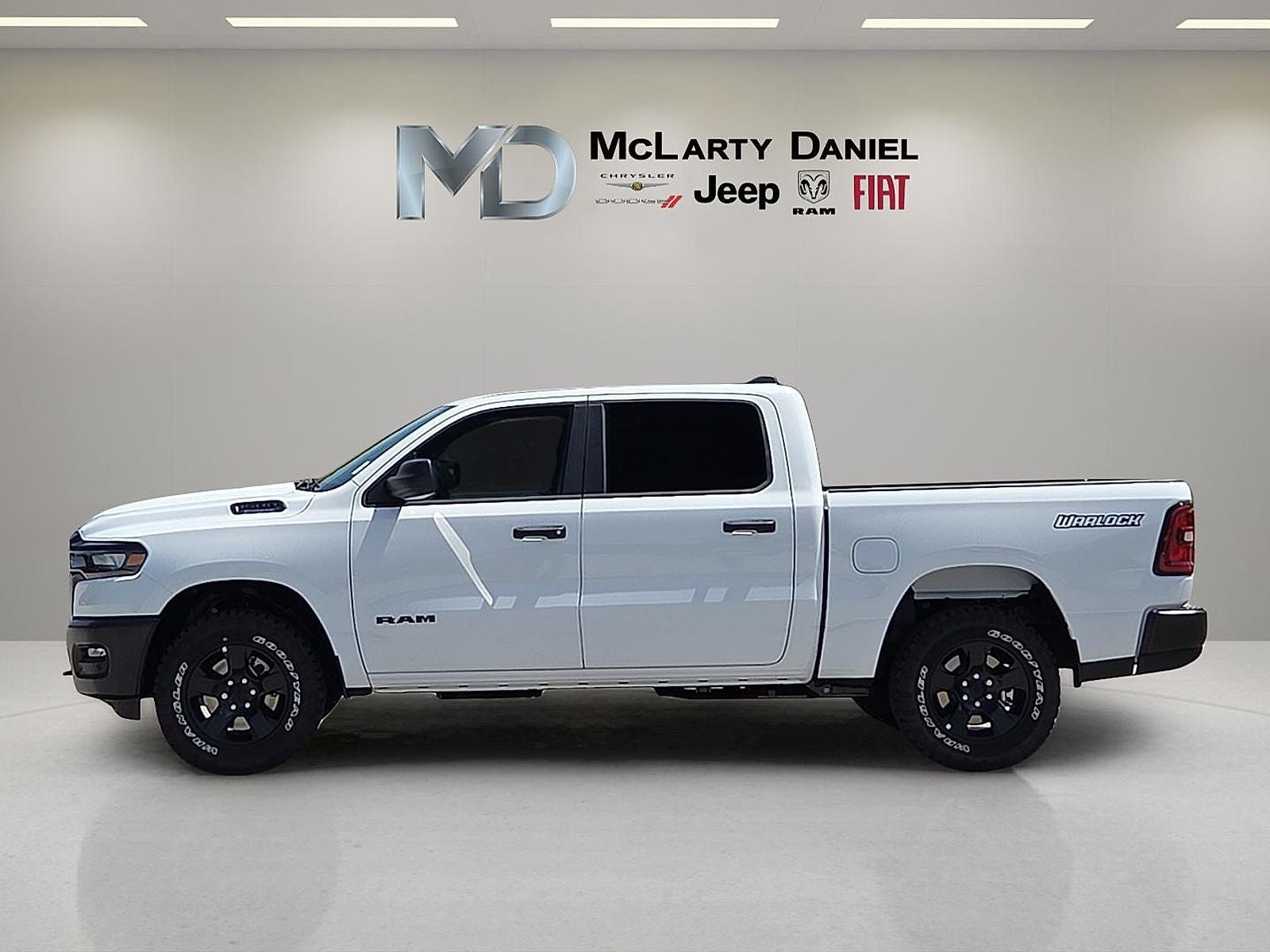 2026 RAM 1500 RAM 1500 WARLOCK CREW CAB 4X4 5'7' BOX