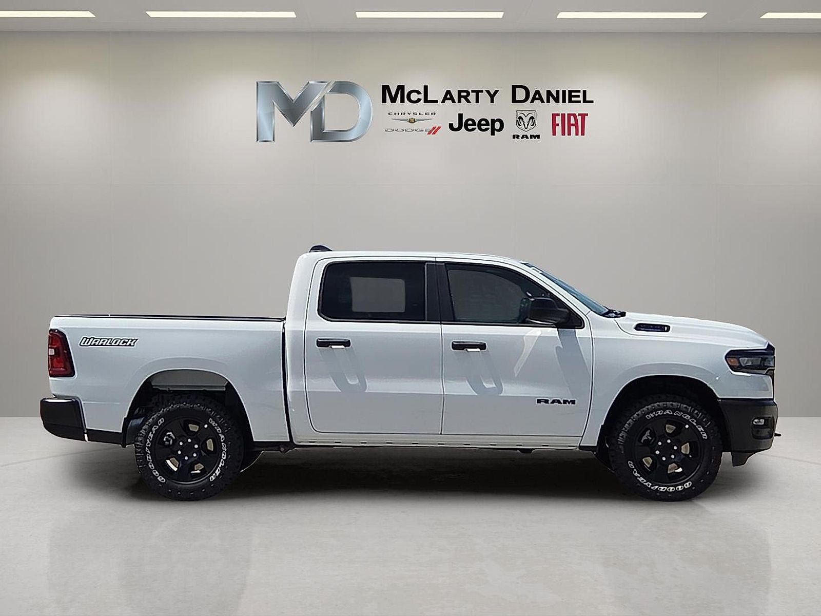 2026 RAM 1500 RAM 1500 WARLOCK CREW CAB 4X4 5'7' BOX