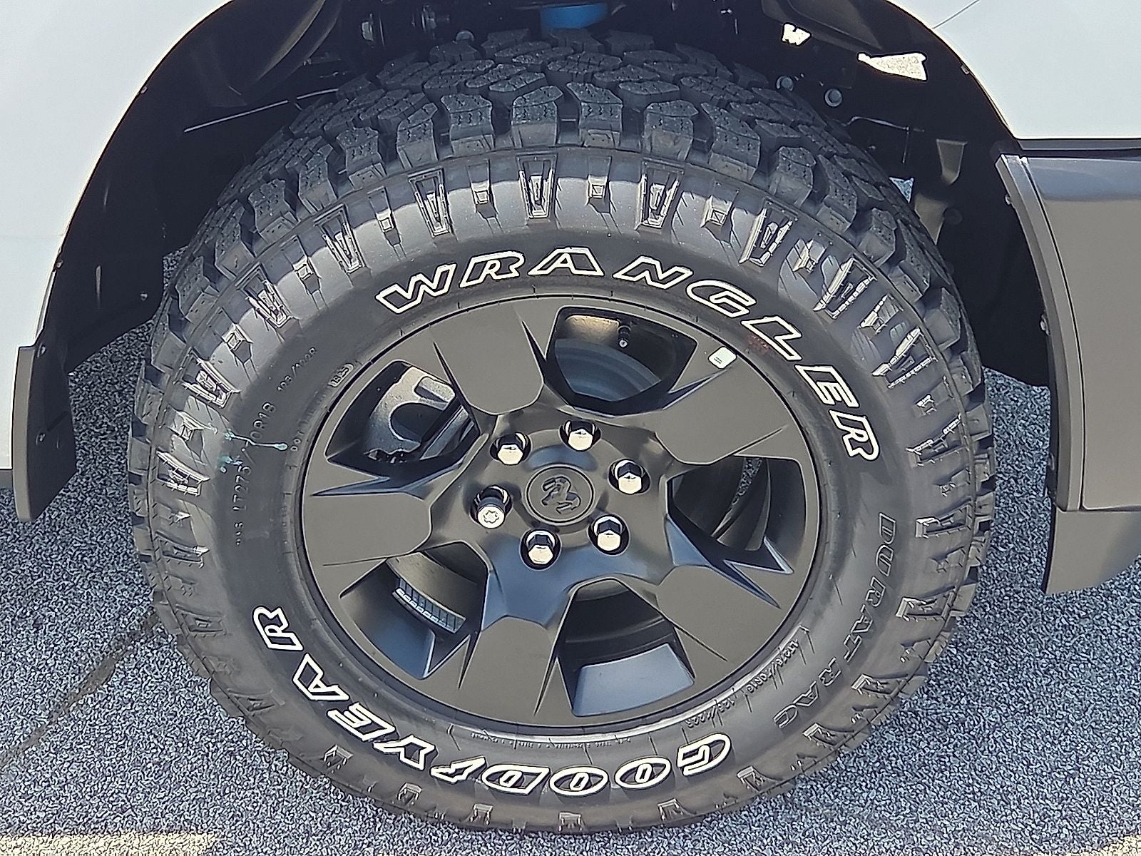 2026 RAM 1500 RAM 1500 WARLOCK CREW CAB 4X4 5'7' BOX