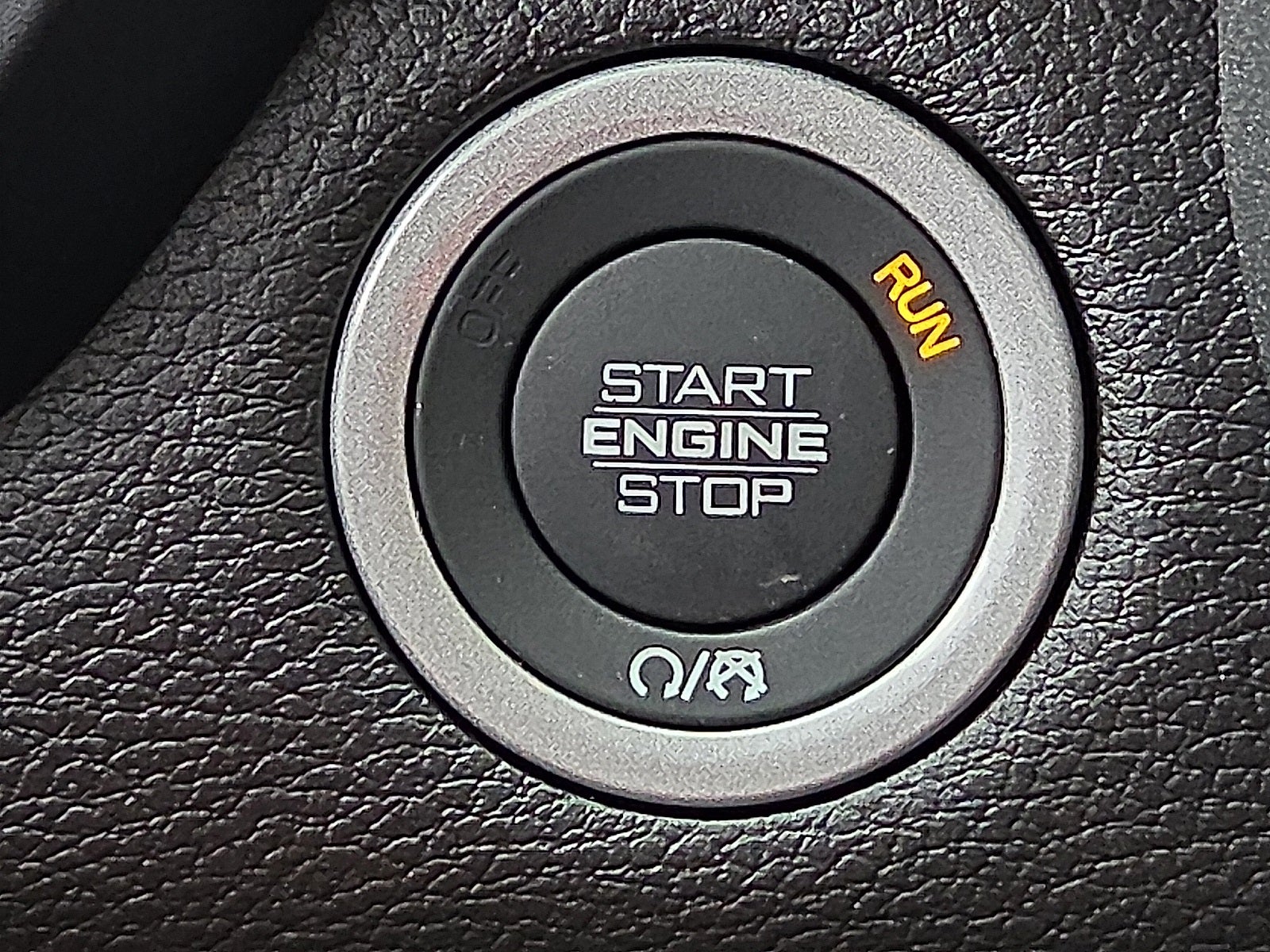 2025 RAM Ram 1500 RAM 1500 TRADESMAN CREW CAB 4X4 5'7' BOX