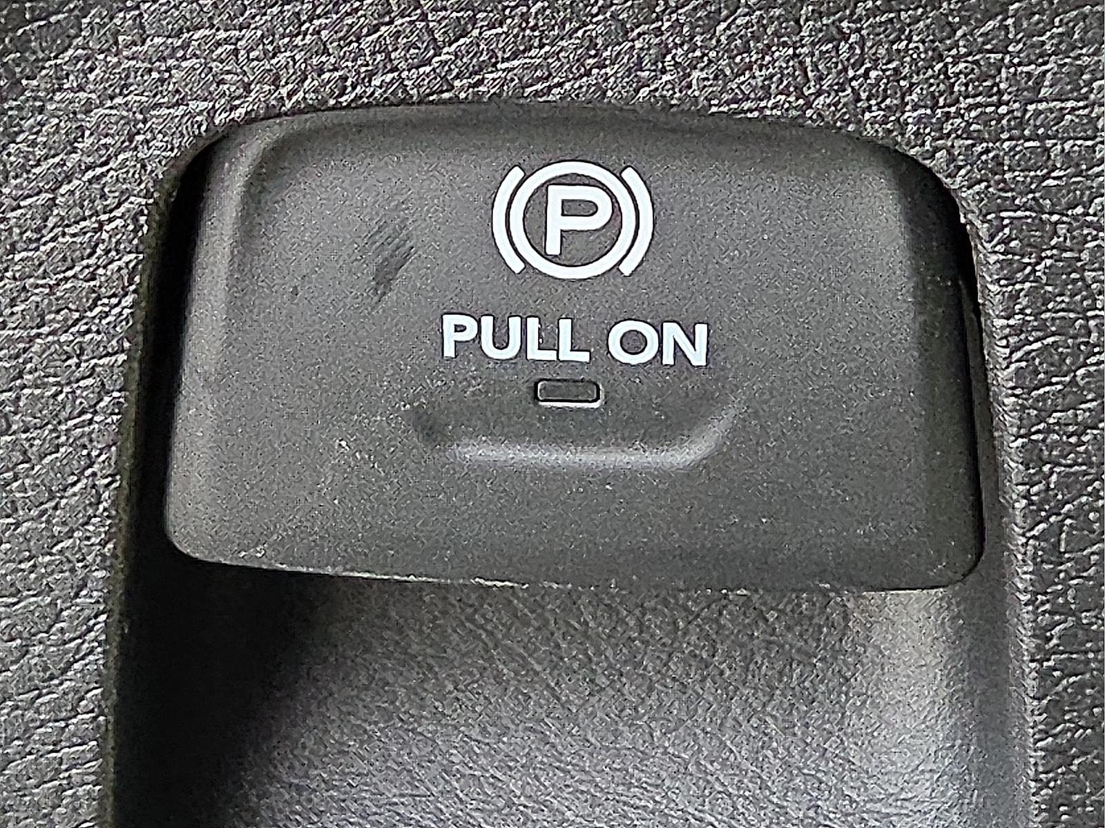 2025 RAM Ram 1500 RAM 1500 TRADESMAN CREW CAB 4X4 5'7' BOX