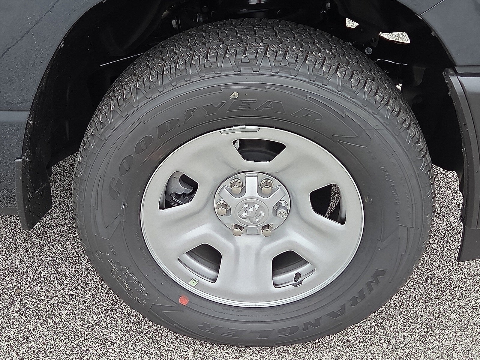 2025 RAM Ram 1500 RAM 1500 TRADESMAN CREW CAB 4X4 5'7' BOX