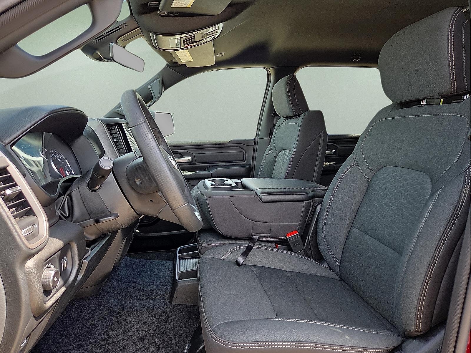 2025 RAM Ram 1500 RAM 1500 TRADESMAN CREW CAB 4X4 5'7' BOX