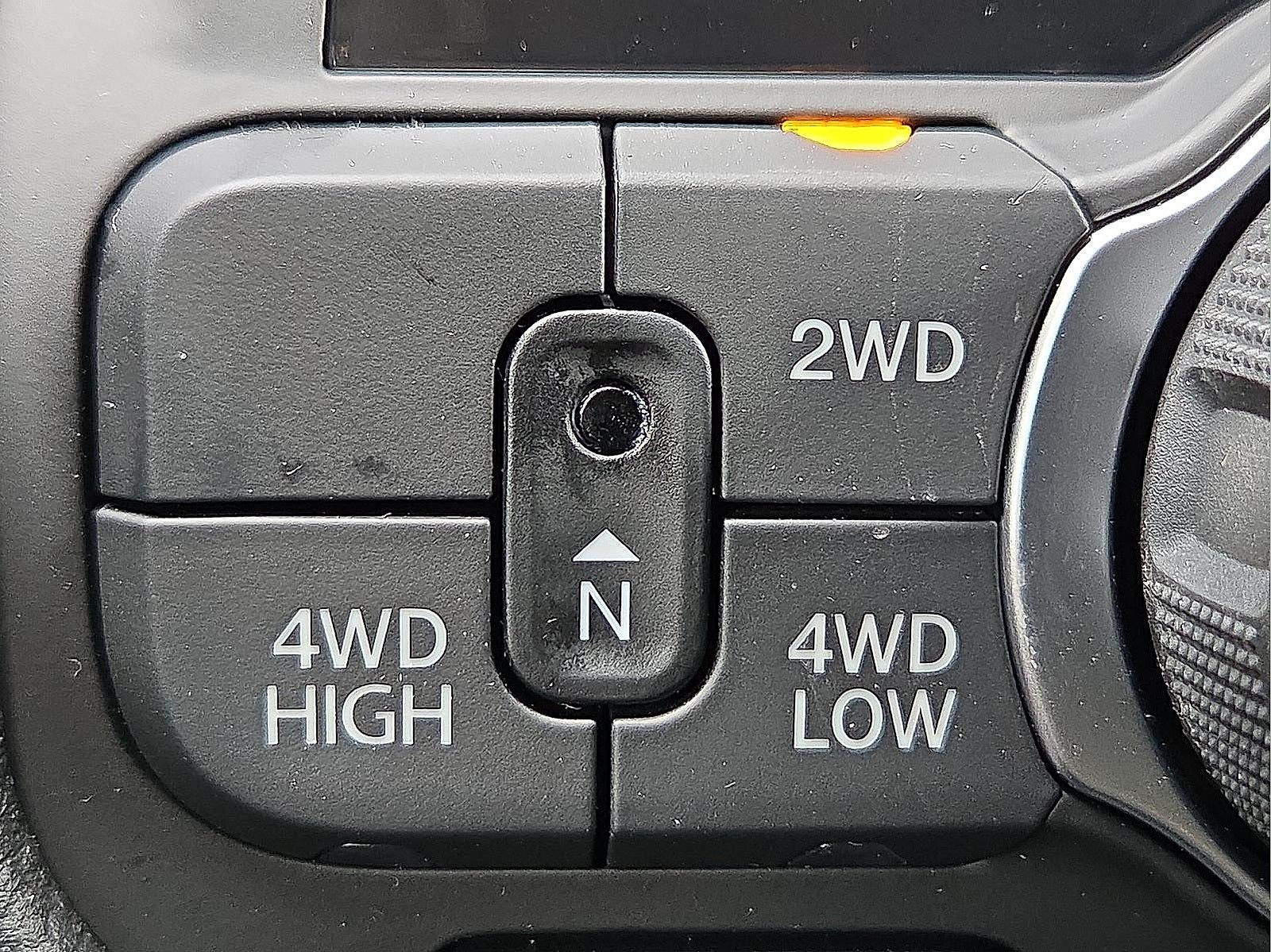 2025 RAM Ram 1500 RAM 1500 TRADESMAN CREW CAB 4X4 5'7' BOX